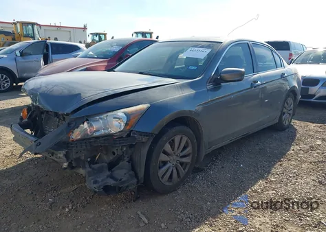 2011 Honda Accord 2.4 Ex-L z USA, uszkodzony, nr VIN 1HGCP2F81BA018880